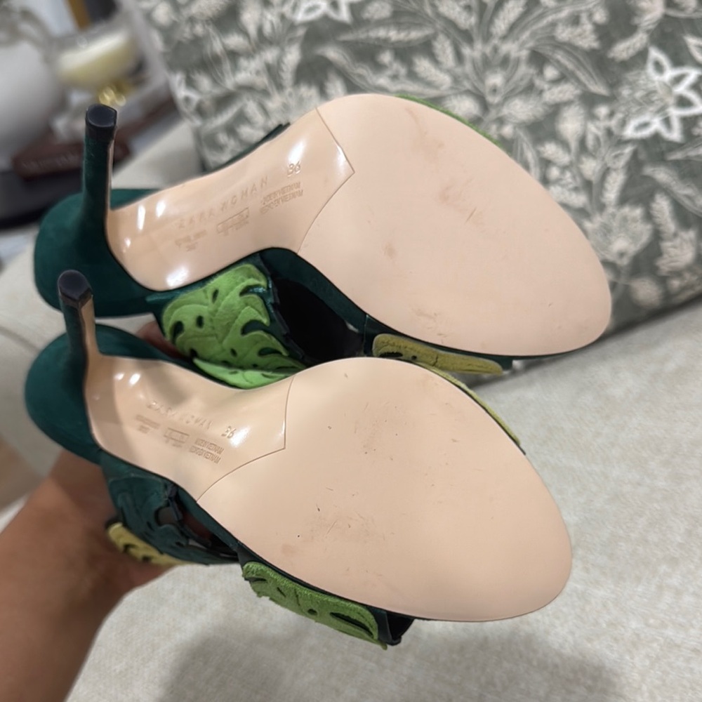 Zara Green and Yellow Leaf Design Women's Heels - Picture 4 of 4